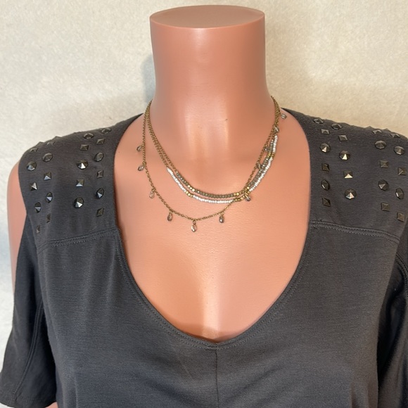 Rock & Republic Top - Picture 3 of 6